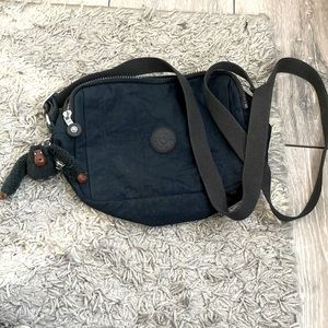 Kipling crossbody purse with adjustable strap